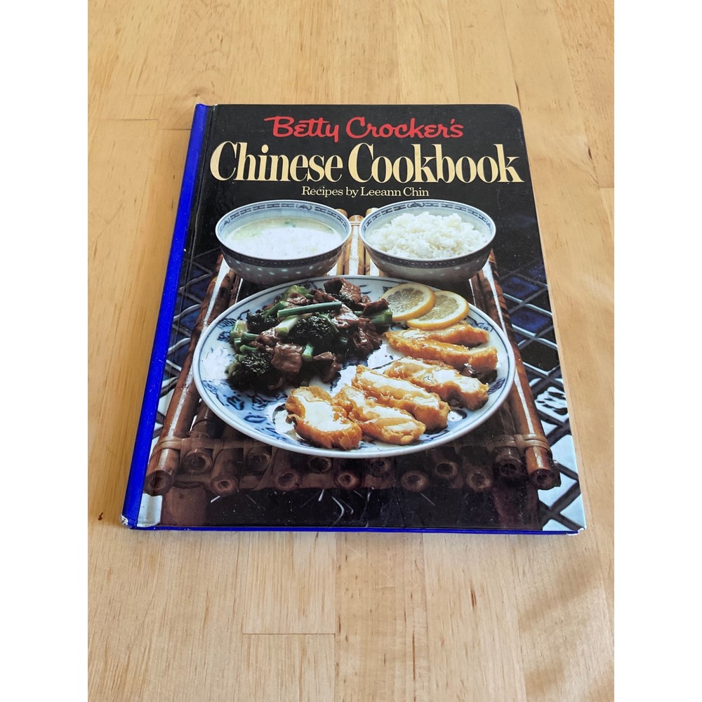 Betty Crocker Chinese Cookbook Recipes by Leeann Chin Hardcover 1980s Vintage